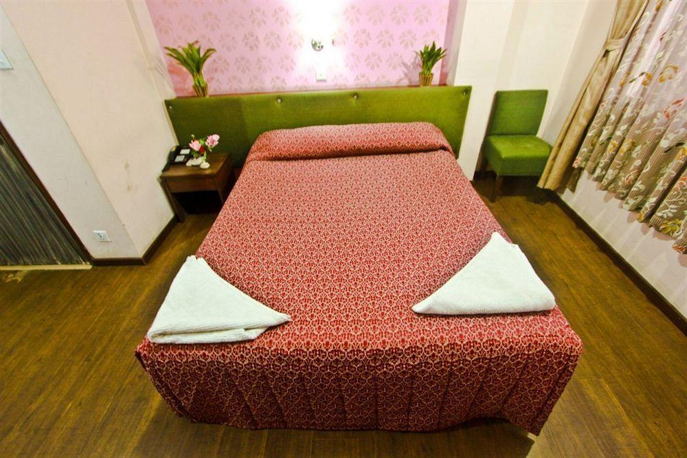 Backyard Hotel Katmandu Zewnętrze zdjęcie