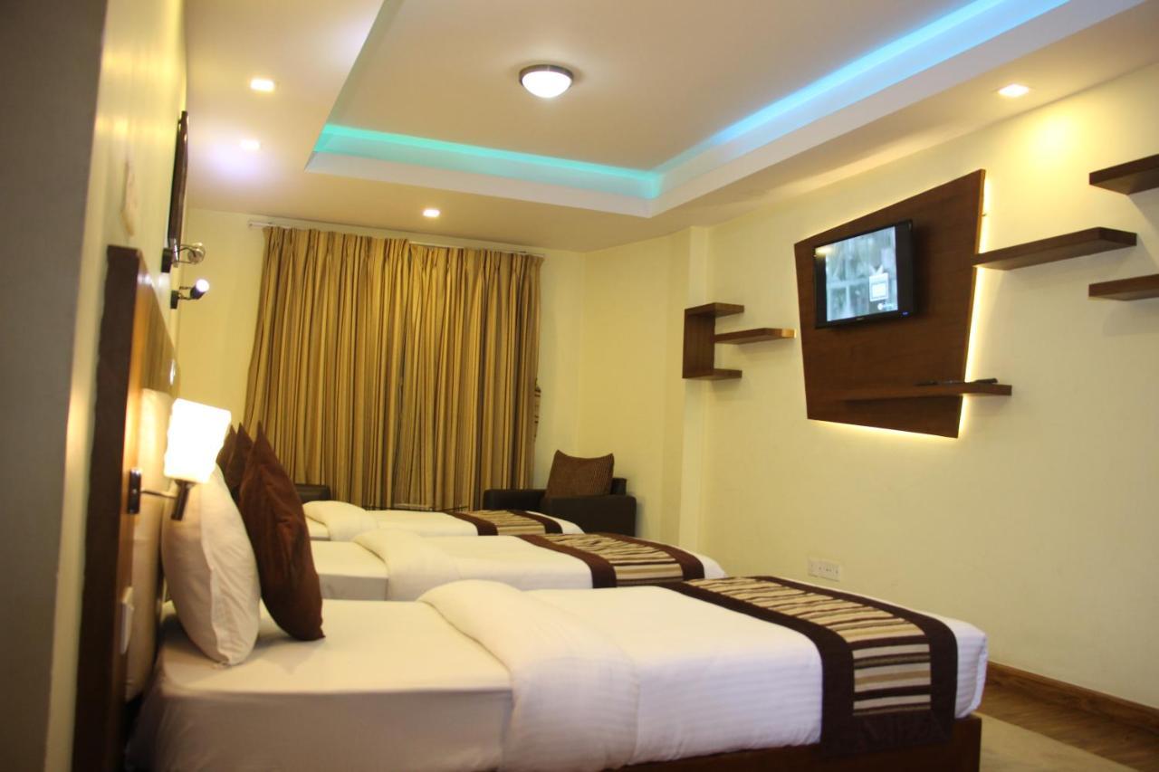 Backyard Hotel Katmandu Zewnętrze zdjęcie